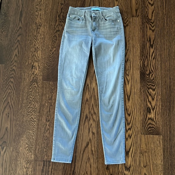 7 for all Mankind Skinny Jean - Picture 1 of 4